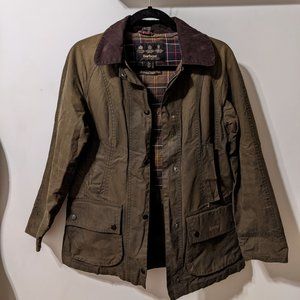 Barbour Classic Beadnell Jacket waxed in olive